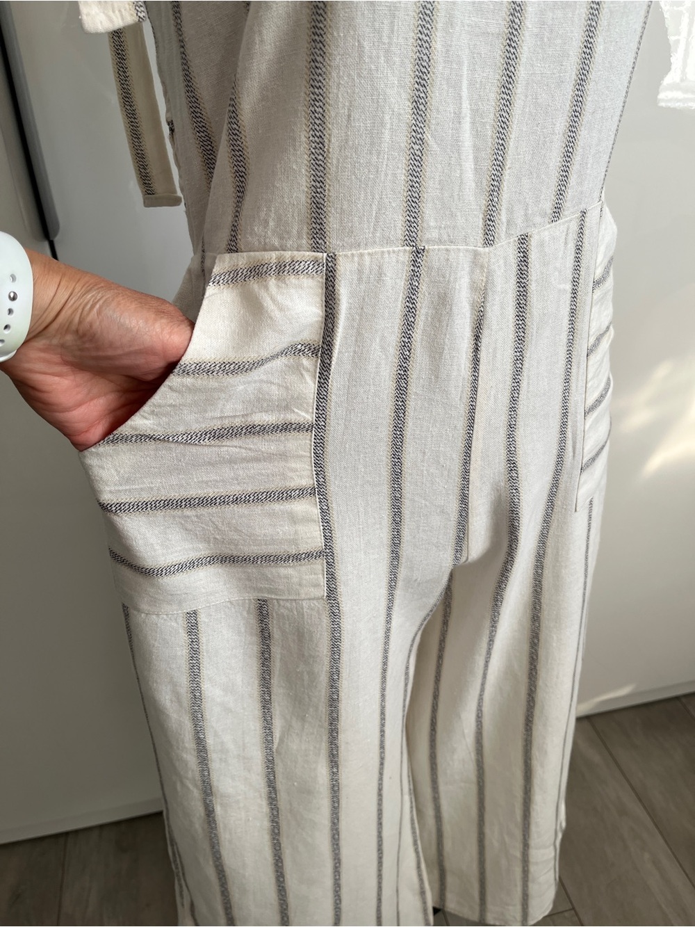 MONTEAU NWOT Women's Cream Linen Striped Tie-Shoulder Jumpsuit, Size L - Picture 3 of 9